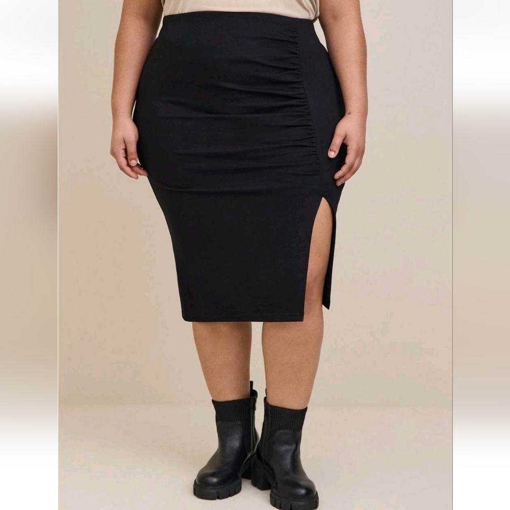Torrid Sz 1 Midi Studio Luxe Ponte Cinched Pencil Skirt Black 1X 16 WSK130